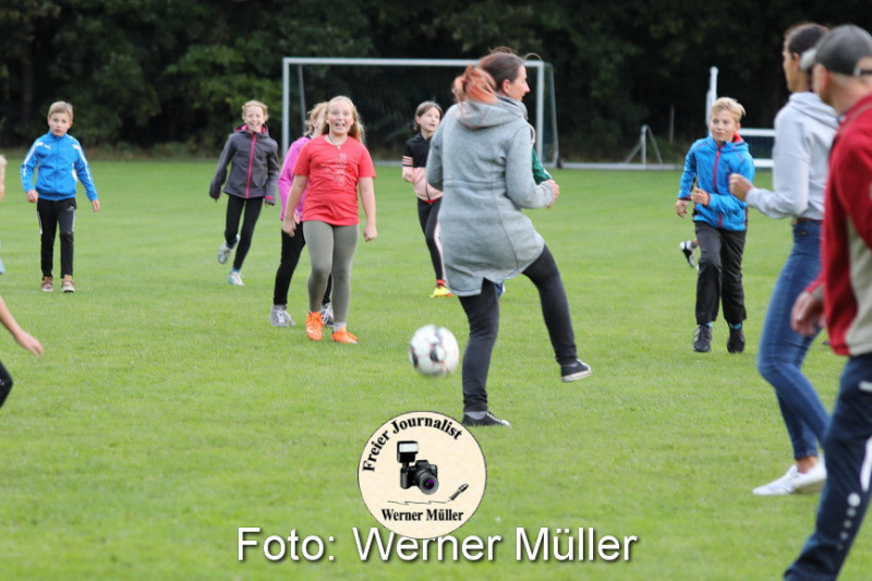 2021-08-27Nachwuchs Auftakttraining  LSV BergenFoto: Werner Mller