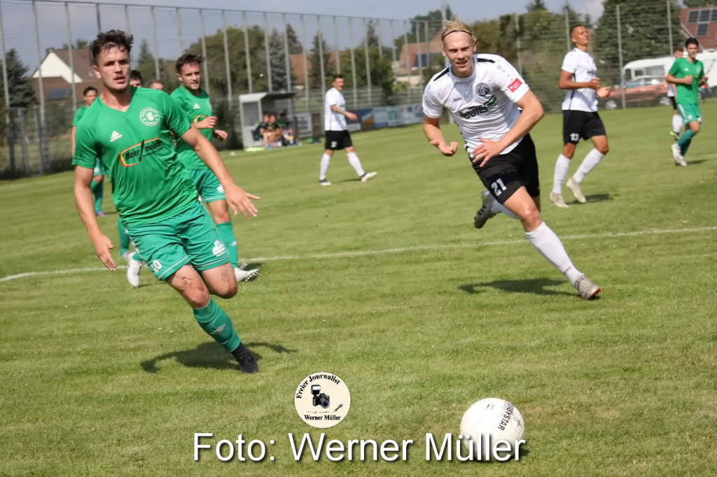 2021-09-04SV Zeiig in grn - VFC Plauen in wei 0:3 Roto: Werner Mller