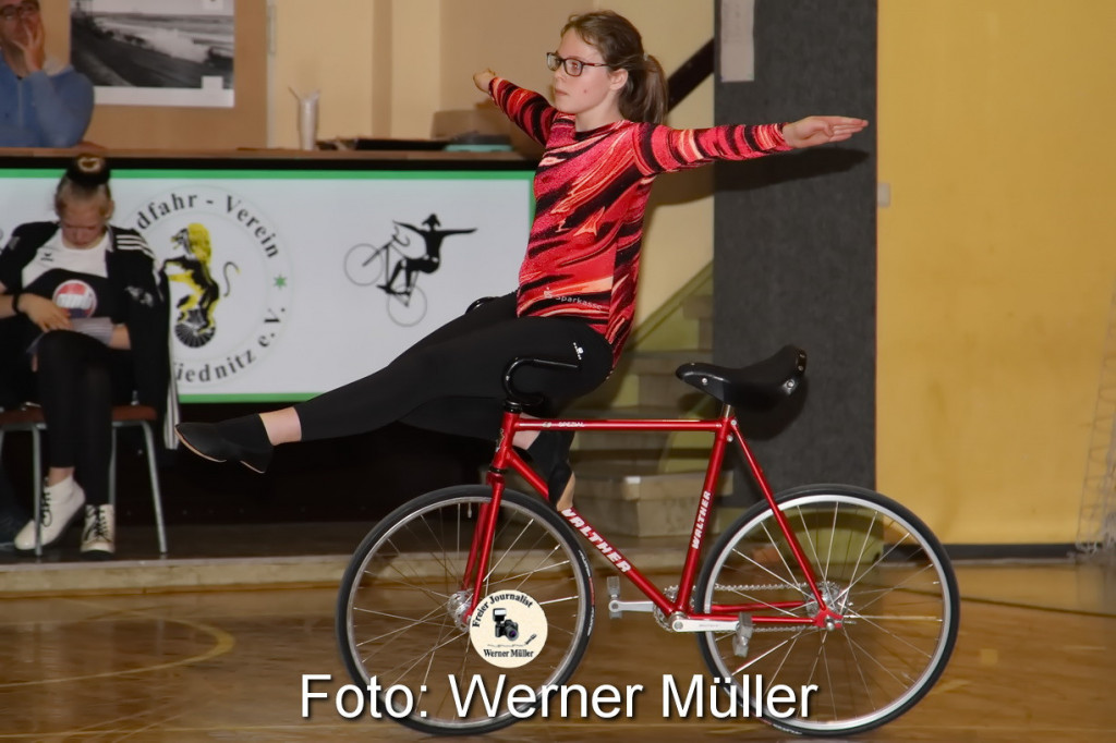 2022-02-05 Kunstradfahren in Wiednitz Sporthalle   Hannah Hhne ESV DresdenFoto: Werner Mller