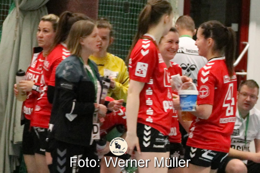 2022-03-19SC Hoyerswerda in rot - HV Chemnitz II in schwarz 28:24 (13:11)Foto: Werner Mller