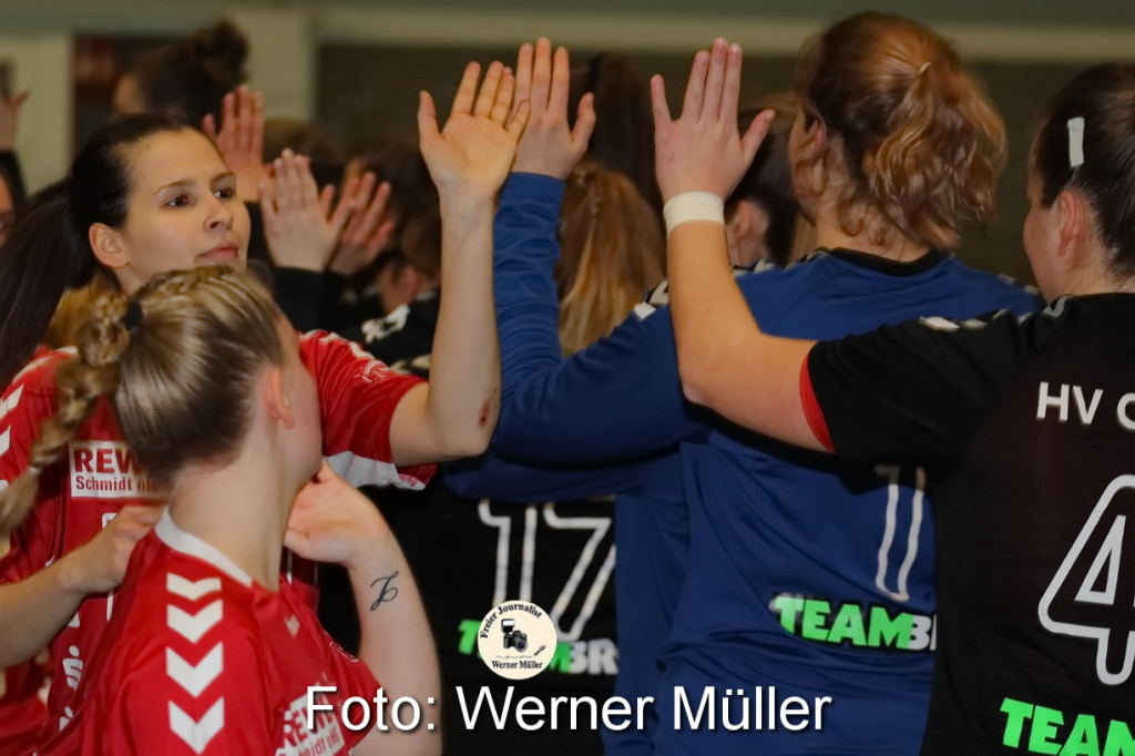 2022-03-19SC Hoyerswerda in rot - HV Chemnitz II in schwarz 28:24 (13:11)Foto: Werner Mller