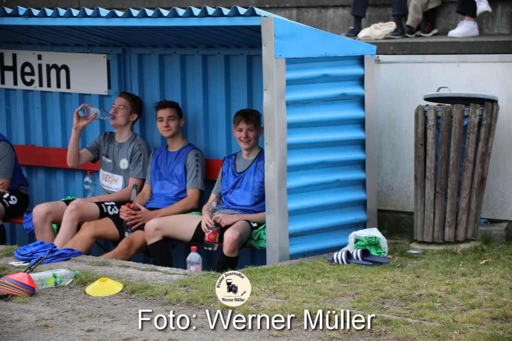 2022-03-26-WM-066639701f3d7cd47ab.jpg