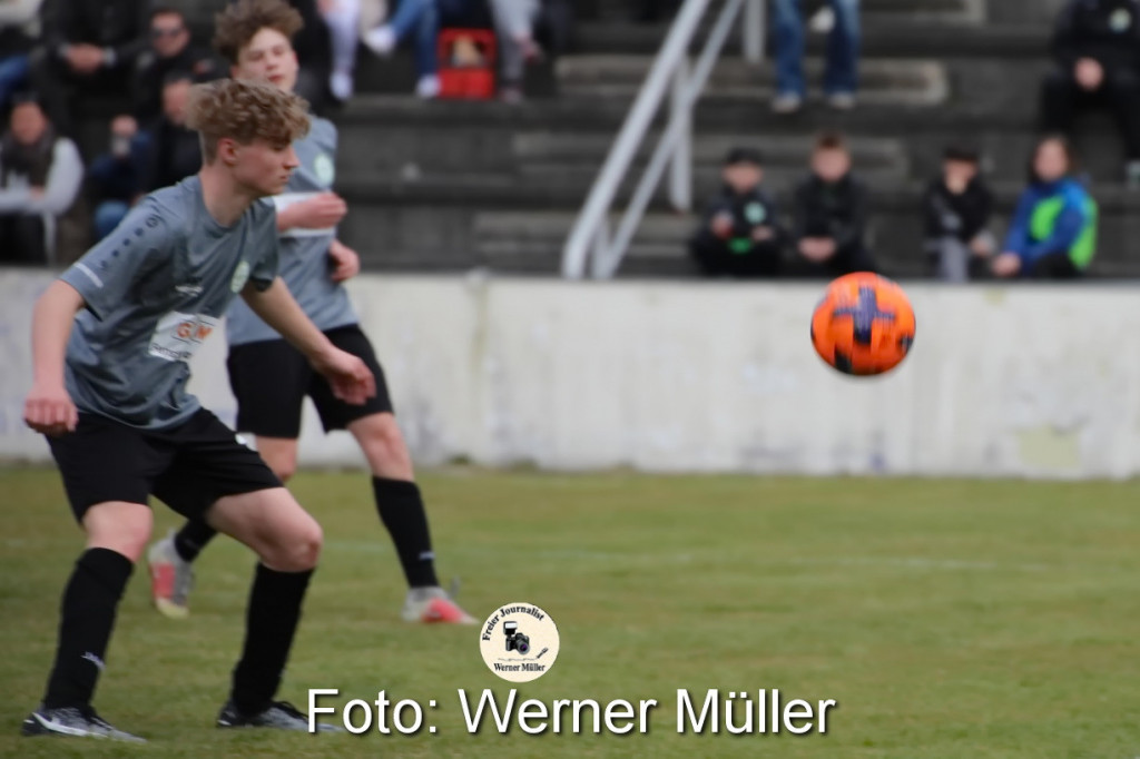 2022-03-26 Pokalspiel B- Jun Hoyerswerdaer FC ingrau- RB Leipzig in rot 0:11 (0:5) Foto: Werner Mlle