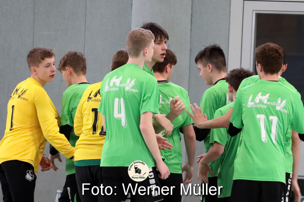 2021-04-02 LHV B- JugendLHV Hoyerswerda in grn -HSV Dresden in rot 19:31 Foto: Werner Mller