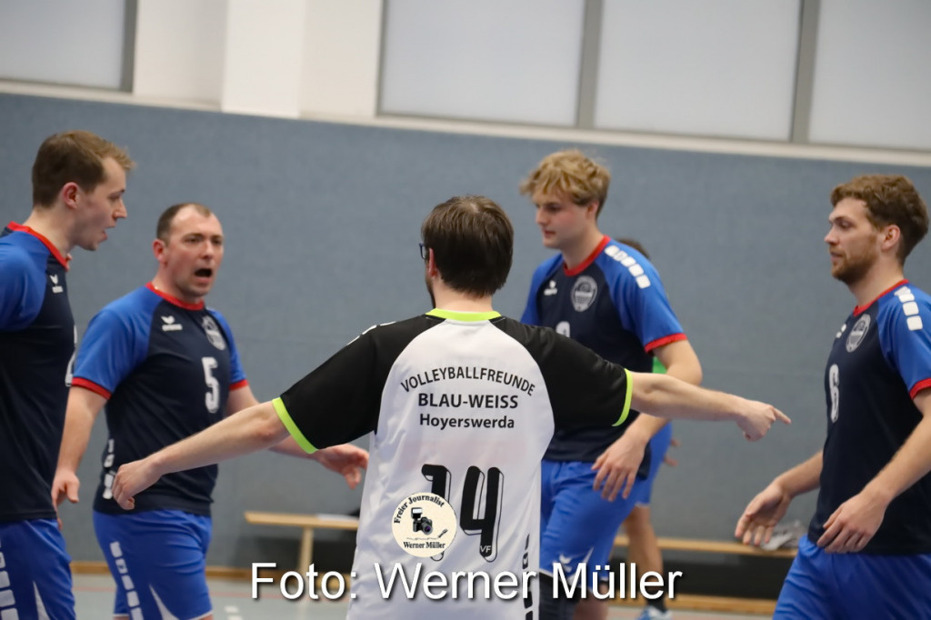 2022-04-08-WM-3426d62d64c92f3e93a.jpg