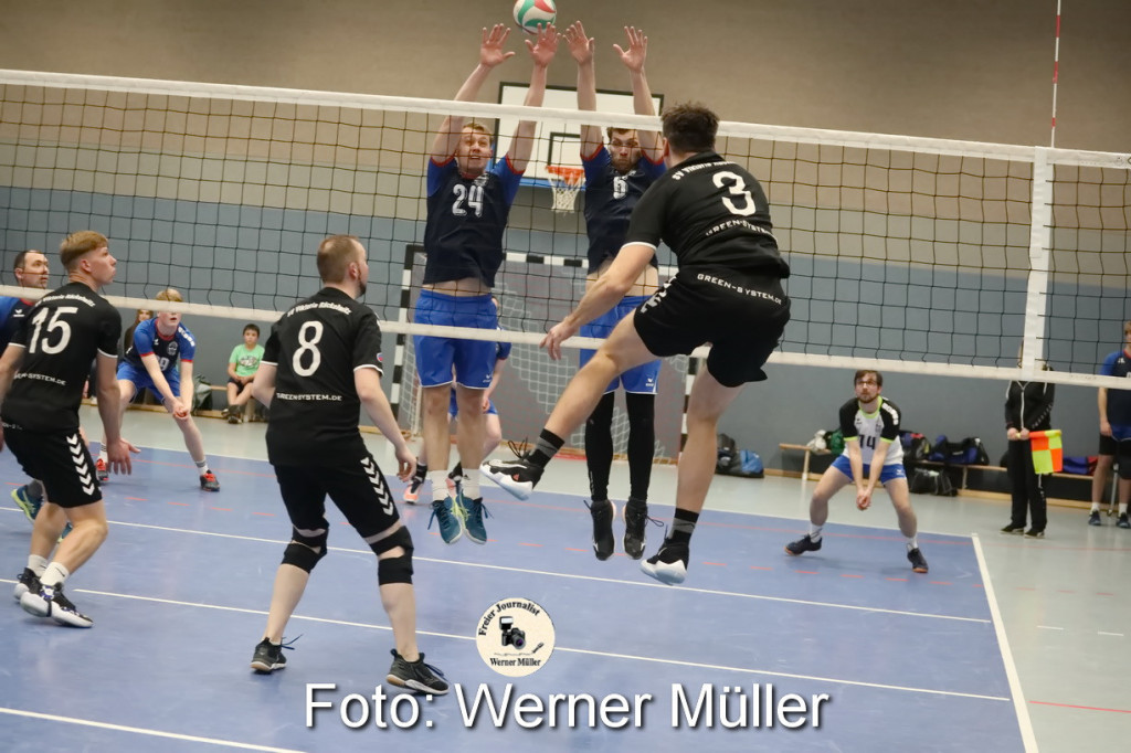 2022-04-08-WM-597f0ed7dc5830353de.jpg