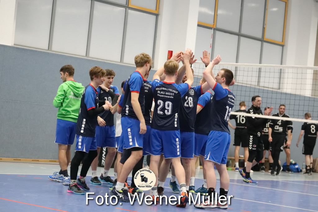 2022-04-08-WM-736f96d611ccdeaf949.jpg