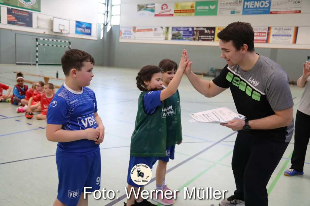 2022-04-09-WM-575da693246eef752d7.jpg