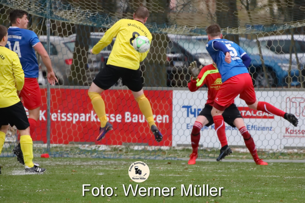 2022-04-10SV 1922 Radiborin blau -SV Traktor Malschwitz in gelb3:0  1:0 Kapitn Tom Schulze2:0 Daniel
