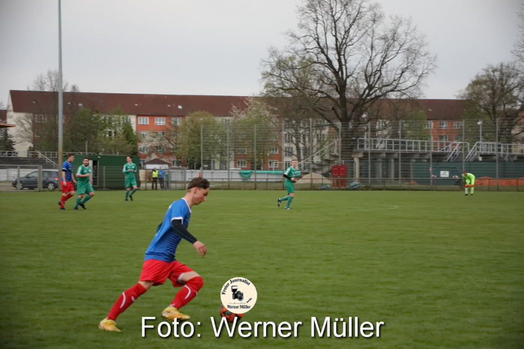 2022-04-24-WM-1514c750d9988b93cef.jpg
