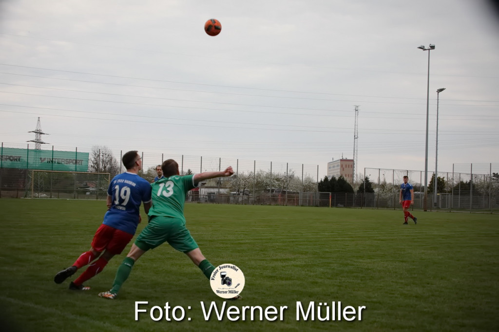 2022-04-24-WM-222a5f914e91debea79.jpg