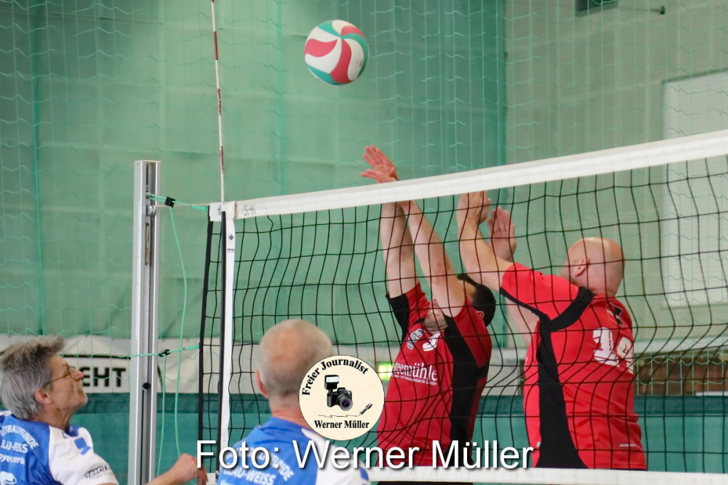 2022-05-07Volleyball Kreispokal1. Volleyballfreunde II in blau wei 2. MSV Bautzen 04 in rot 3. Volle