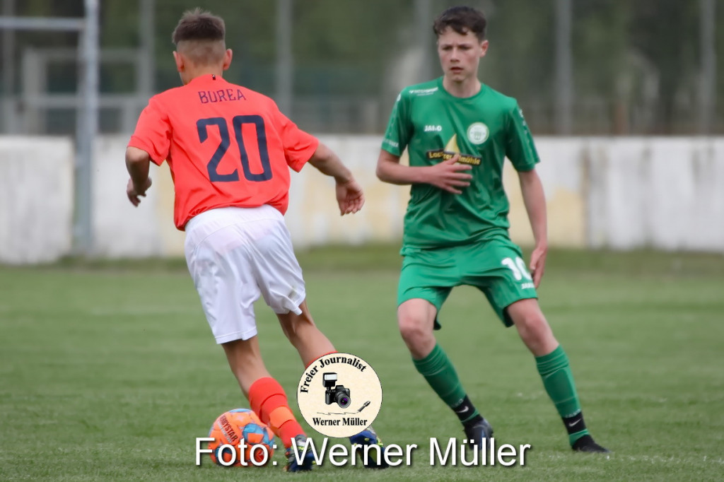 2022-05-08 C- Junioren Landesklasse Hoyerswerdaer FC in grn - SC Borea II in rot 0:3 (0:1) Foto: Wer
