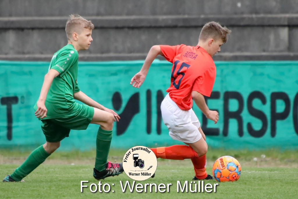 2022-05-08 C- Junioren Landesklasse Hoyerswerdaer FC in grn - SC Borea II in rot 0:3 (0:1) Foto: Wer