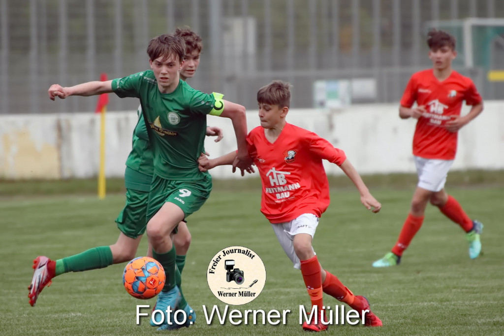 2022-05-08 C- Junioren Landesklasse Hoyerswerdaer FC in grn - SC Borea II in rot 0:3 (0:1) Foto: Wer