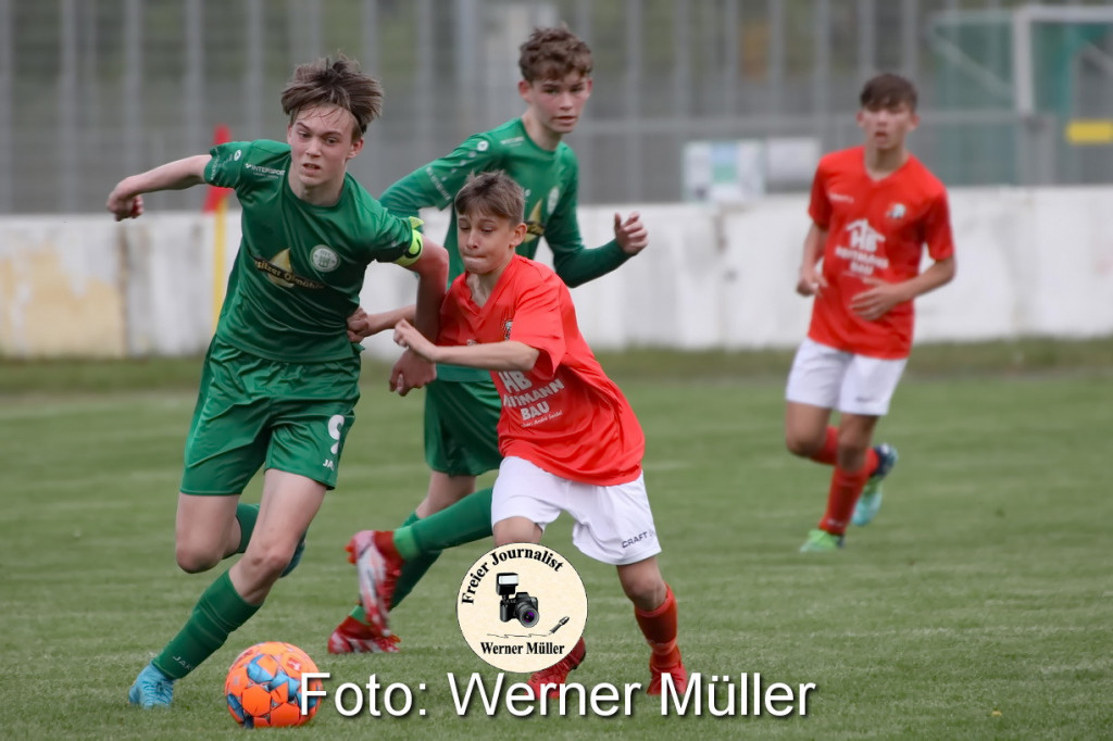 2022-05-08 C- Junioren Landesklasse Hoyerswerdaer FC in grn - SC Borea II in rot 0:3 (0:1) Foto: Wer