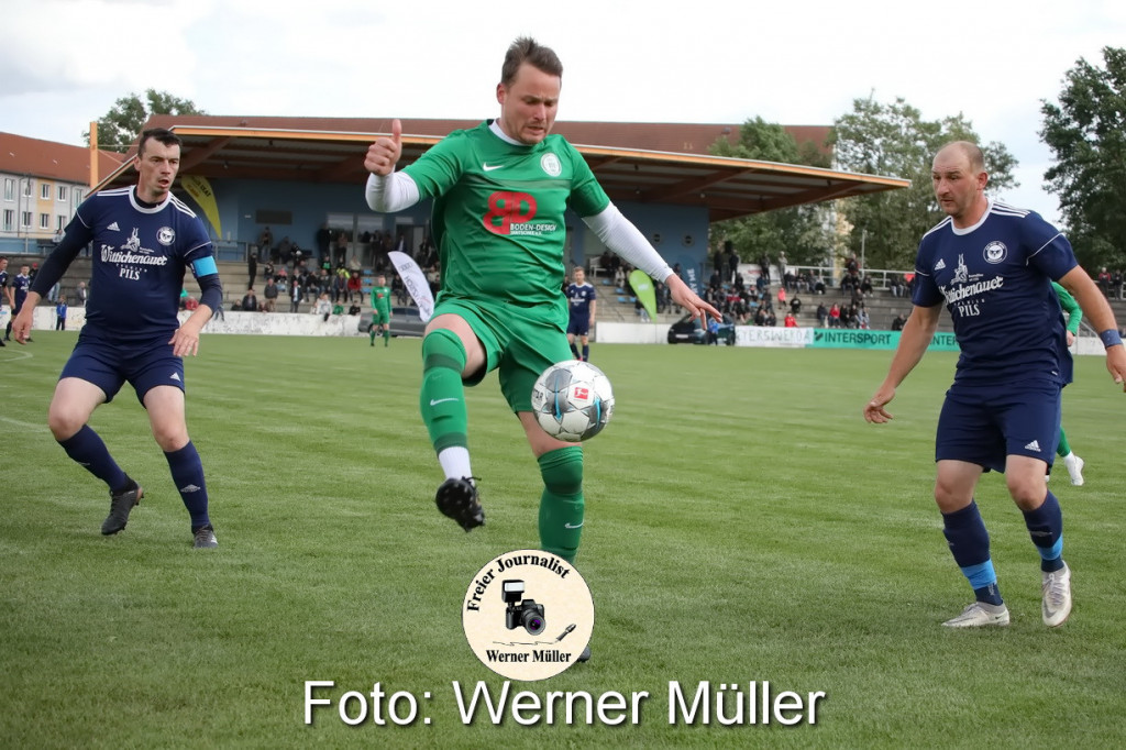2022-05-28Hoyerswerdaer FC in grnDJK Blau Wei Wittichenau in blau 7:0 (3:0) Foto Werner Mller