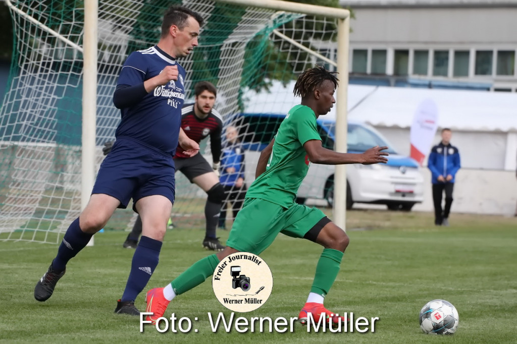 2022-05-28Hoyerswerdaer FC in grnDJK Blau Wei Wittichenau in blau 7:0 (3:0) Foto Werner Mller