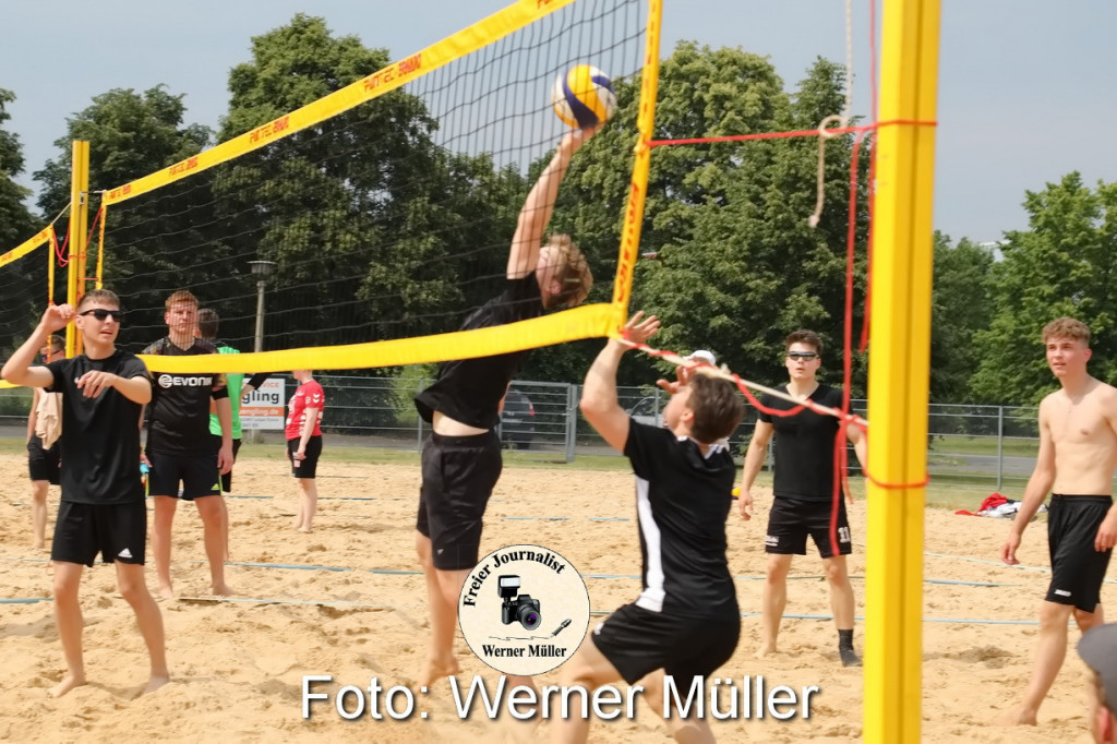 2022-06-04-WM-1355ff5594c18a4dc72.jpg