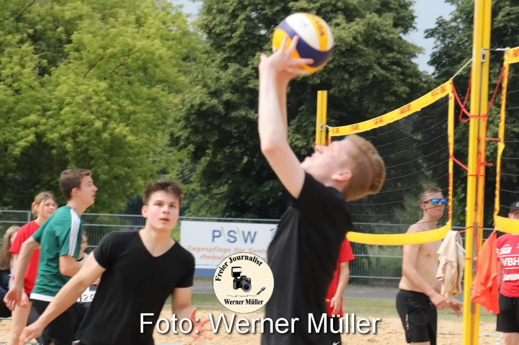 2022-06-04Beachvolleballturnier auf der Beachanlage der LebensRumein der Strae des Friedens in Hoyer