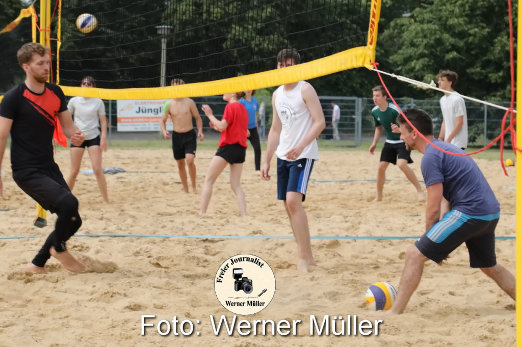 2022-06-04Beachvolleballturnier auf der Beachanlage der LebensRumein der Strae des Friedens in Hoyer