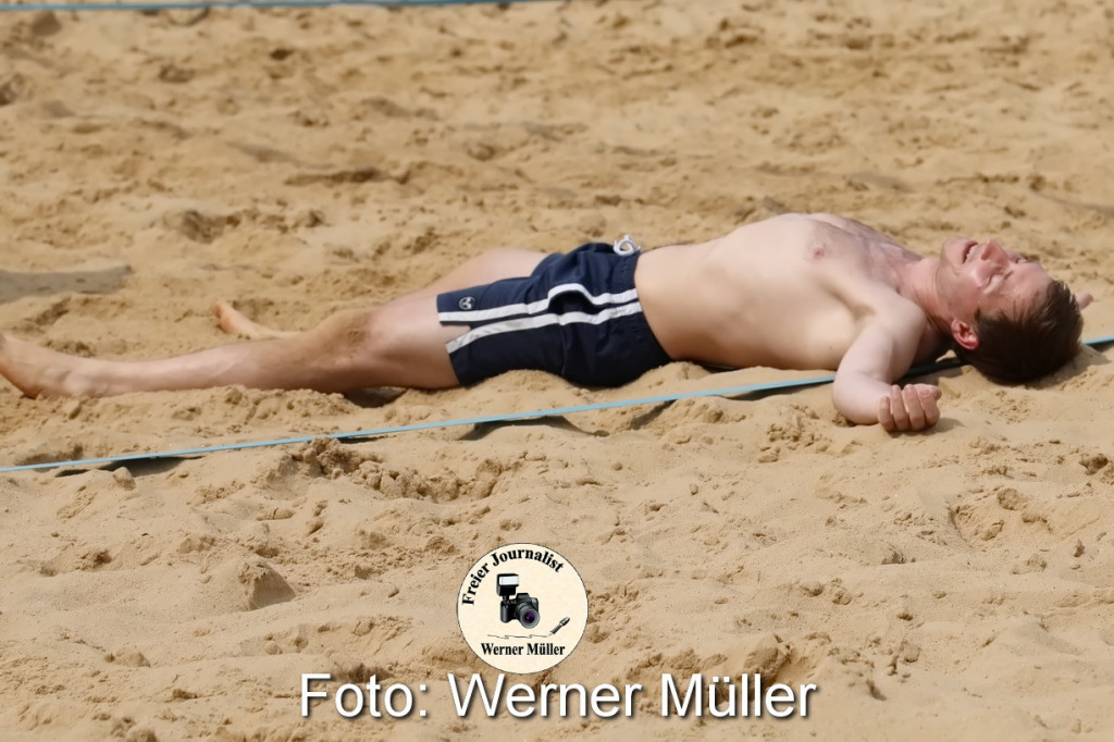 2022-06-04Beachvolleballturnier auf der Beachanlage der LebensRumein der Strae des Friedens in Hoyer