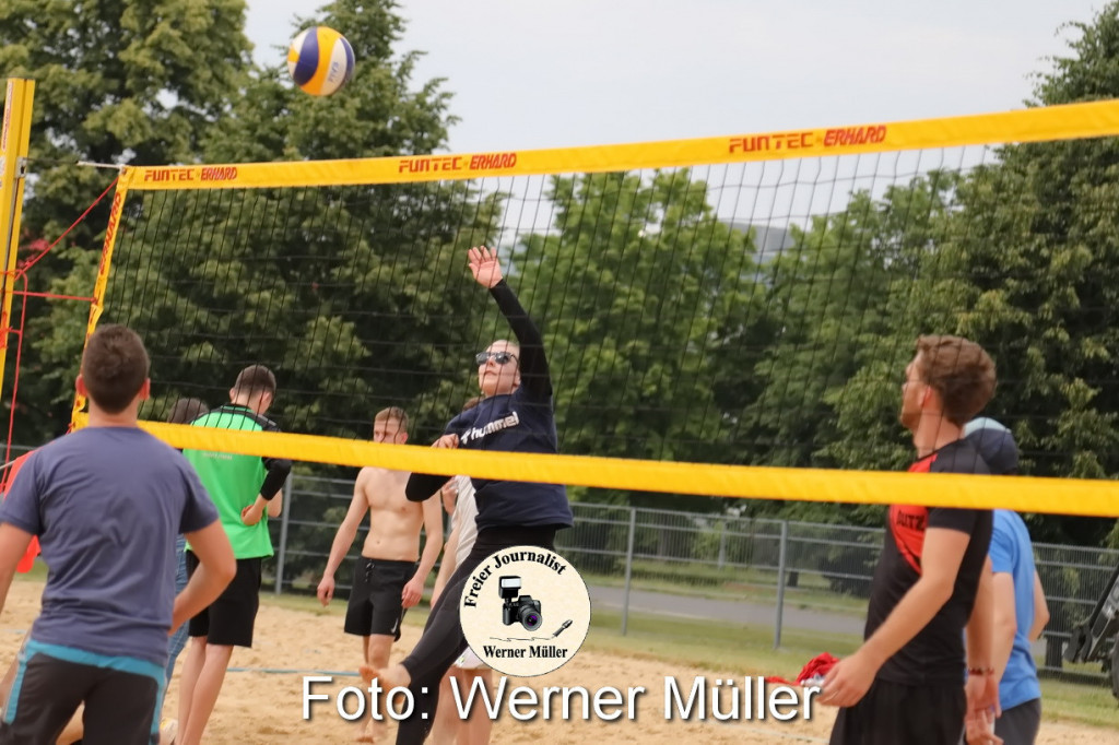 2022-06-04Beachvolleballturnier auf der Beachanlage der LebensRumein der Strae des Friedens in Hoyer