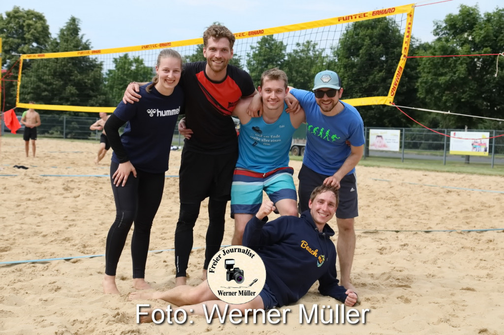 2022-06-04-WM-375cfeabbbf661ec7f9.jpg