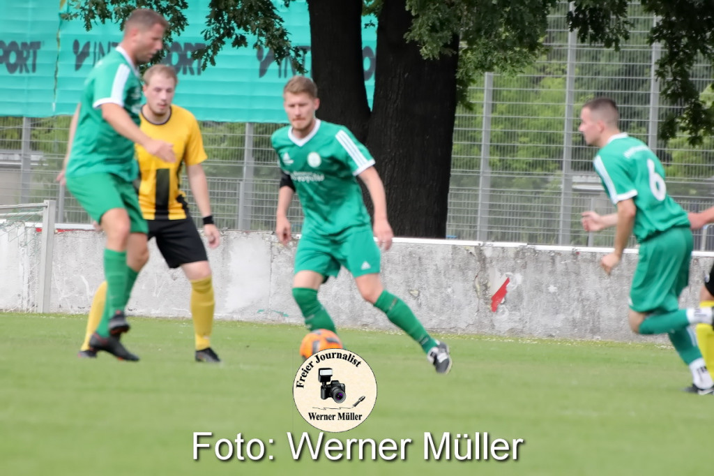2022-06-11Hoyerswerdaer FC II in grn - SV Traktor Malschitz in gelb 2:0 Foto: Werner Mller