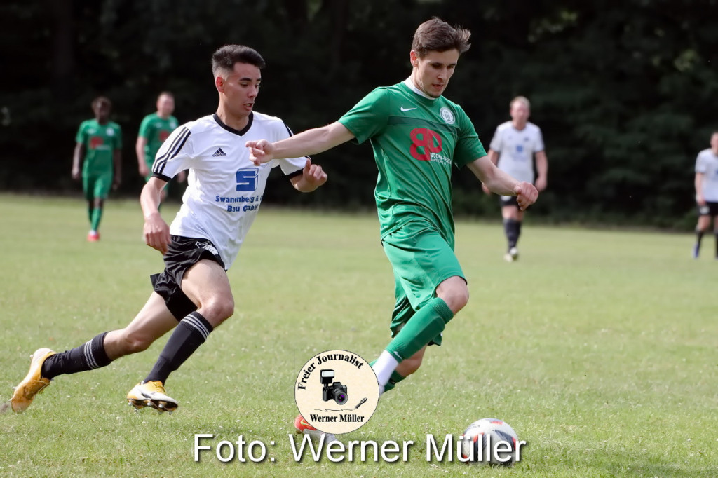 2022-06-11SpVgg LohsaWeikollm in wei- Hoyerswerdaeer FC I2:1Foto: Werner Mller