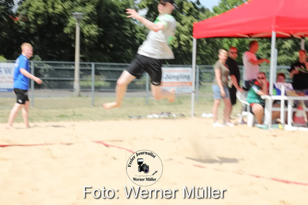 2022-06-12-WM-03230213790fdf3cb739.jpg