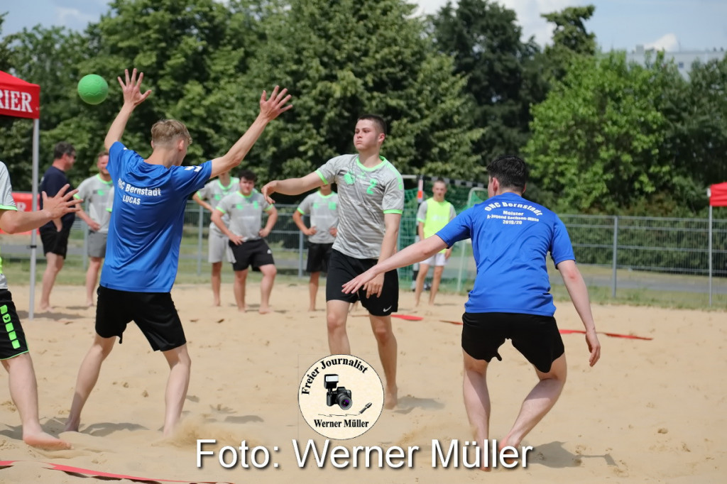 2022-06-12-WM-0347b5617b50207b7ed3.jpg