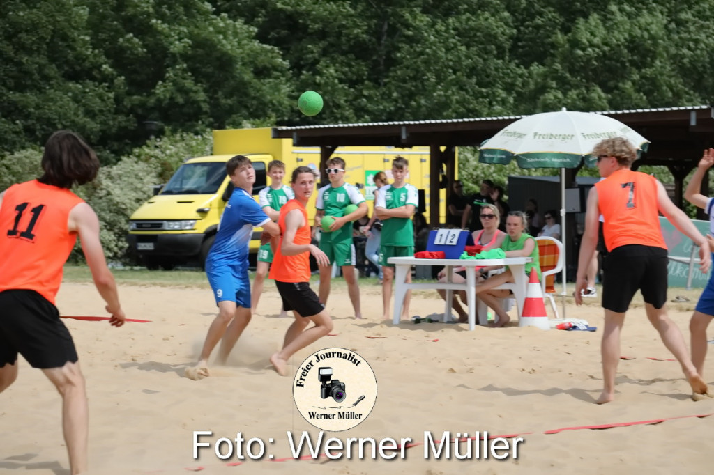 2022-06-12-WM-03944d6b3e797fd1d9cb.jpg
