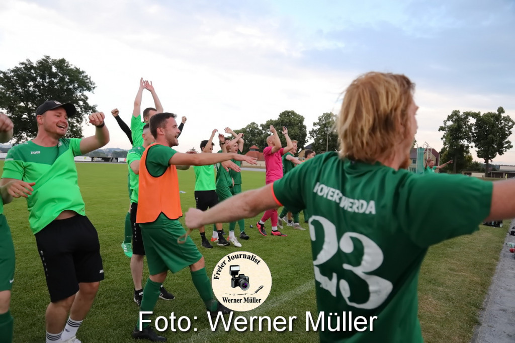 2022-06-25-WM-1894e9825cfbbd8e6243.jpg