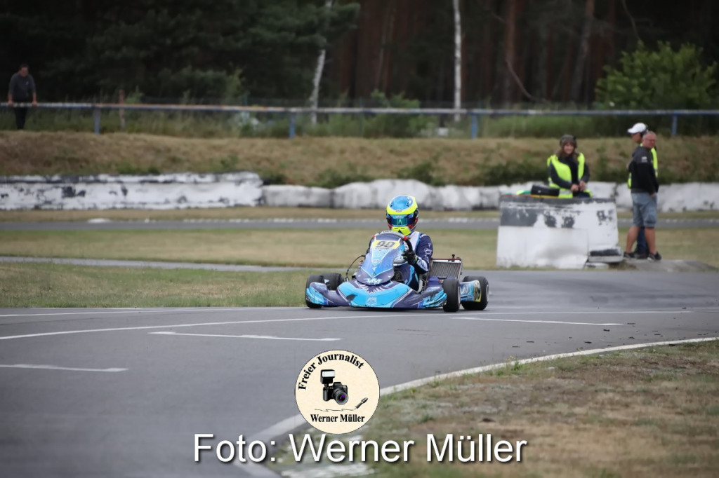 2022-07-05-WM-63202115c7253c66f4d.jpg