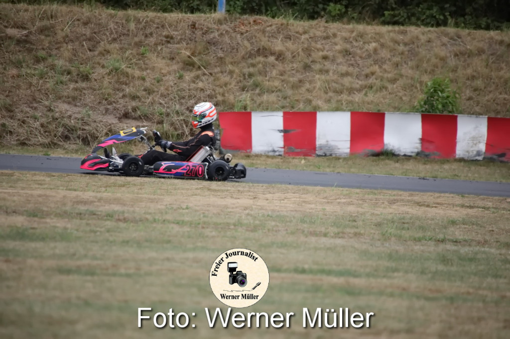 2022-07-05-WM-6759eb652a6af76edb3.jpg
