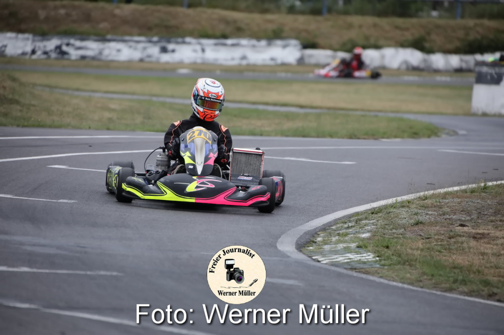 2022-07-05-WM-7669069a6fbeed947db.jpg