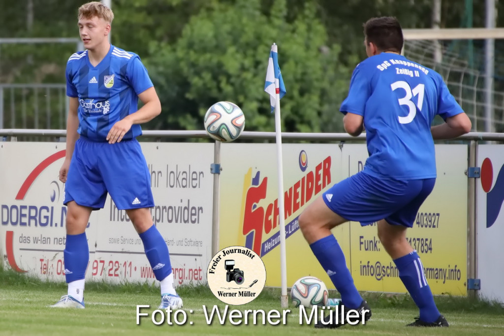 2022-09-03 SV Zeiig in blau -SV Post GermaniaBautzen in schwarz1:2 (1:0)  Fotio: Werner Mller