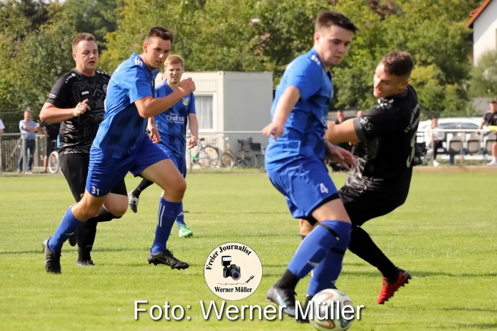 2022-09-03 SV Zeiig in blau -SV Post GermaniaBautzen in schwarz1:2 (1:0)  Fotio: Werner Mller