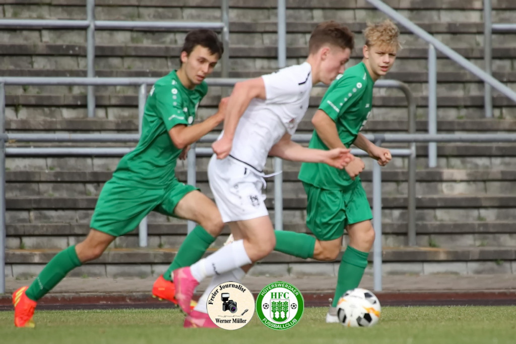 2022-10-16 Pokalspiel SG HFC Zeiig Wittichenau in grn -VfL Pirna-Copitz in we 1:3 (1:1)Foto: Werner 