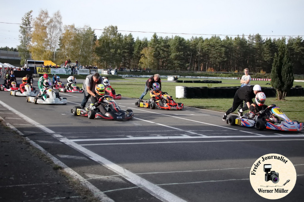 2022-10-23Lutz Dpmann MemorialStrat KZ 2 + KZ 2 Gentlemen 70 Christoph SchleigerSieger KZ 227 Nick L