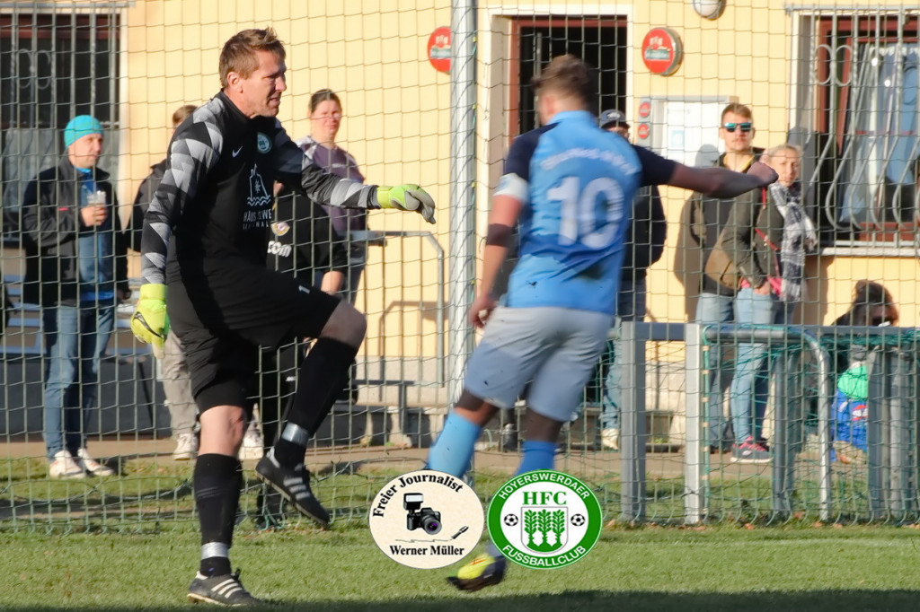 2022-11-13FSV Blau Wei Milkel in hellblau -Hoyerswerdaer FC II in grn Foto: Werner Mller