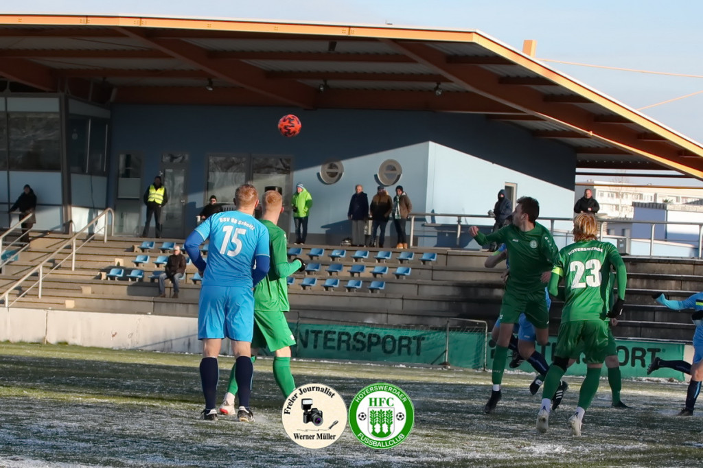 2022-11-19Hoyerswerdaer FC in grn -BSV 68 Sebnitz in hellblau 5:1 (3:1) Foto: Werner Mller