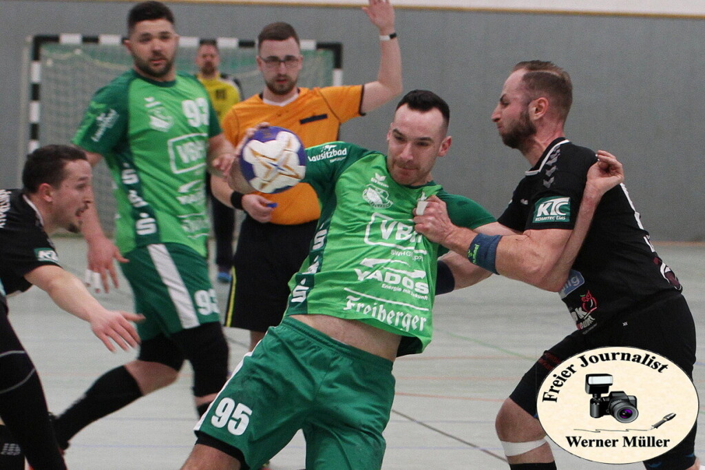 2023-03-11LHV Hoyerswerda in grn -Zwnitzer HSV in schwarz 35:24 (15:12)