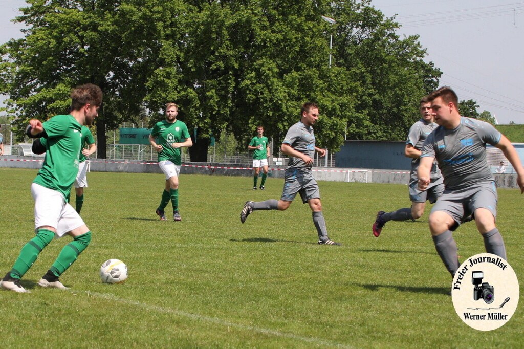 2023-05-20 Hoyerswerdaer FC 2. in grn -SpG Oling/Skaska / Wittichenau 2. ingrau 4;1 Foto: Werner Mller