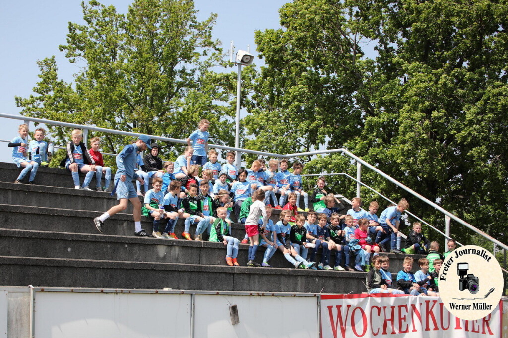 2023-05-20 Die Fuballschule des VfL Bochum 1848 zu Gast beim Hoyerswerdaer FC Foto: Werner Mller