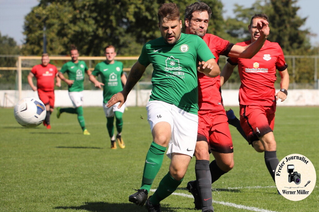 2023-09-16Hoyerswerdaer FC II in grn - Baruther SV 90 in rot 0:1 (0:1)Foto: Werner Mller