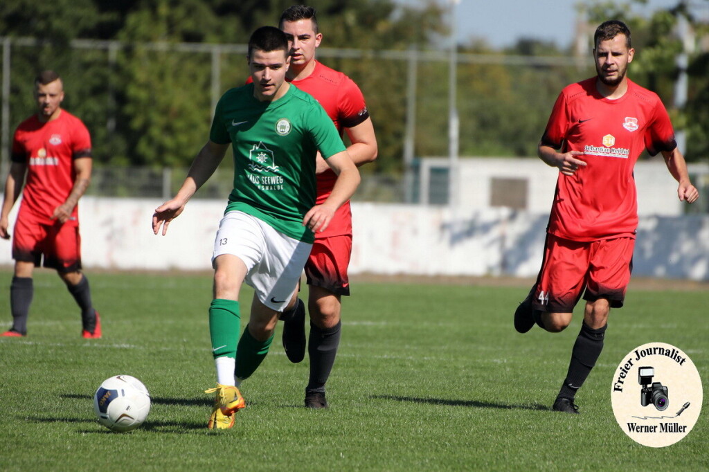 2023-09-16Hoyerswerdaer FC II in grn - Baruther SV 90 in rot 0:1 (0:1)Foto: Werner Mller