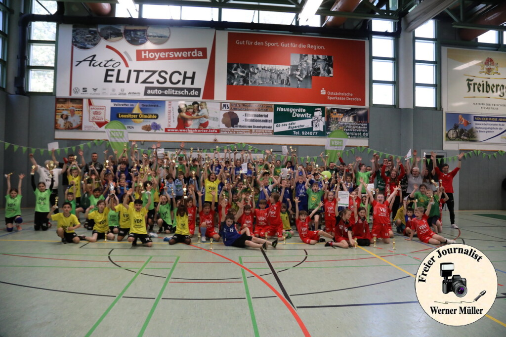 2024-04-27-WM-467ab4cd53dd12b337f.jpeg