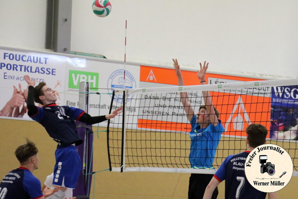 2024-04-27 Volleyball VF BW Hoyerswerda II in blau - Zittau IIin hellblau Foto: Werner Mller